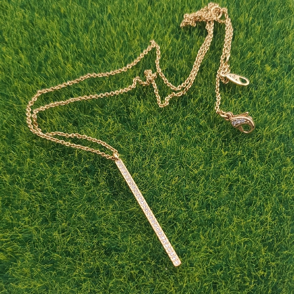 Napier Elegant Gold Tone Crystal Bar Pendant Necklace 22 Inch N3809